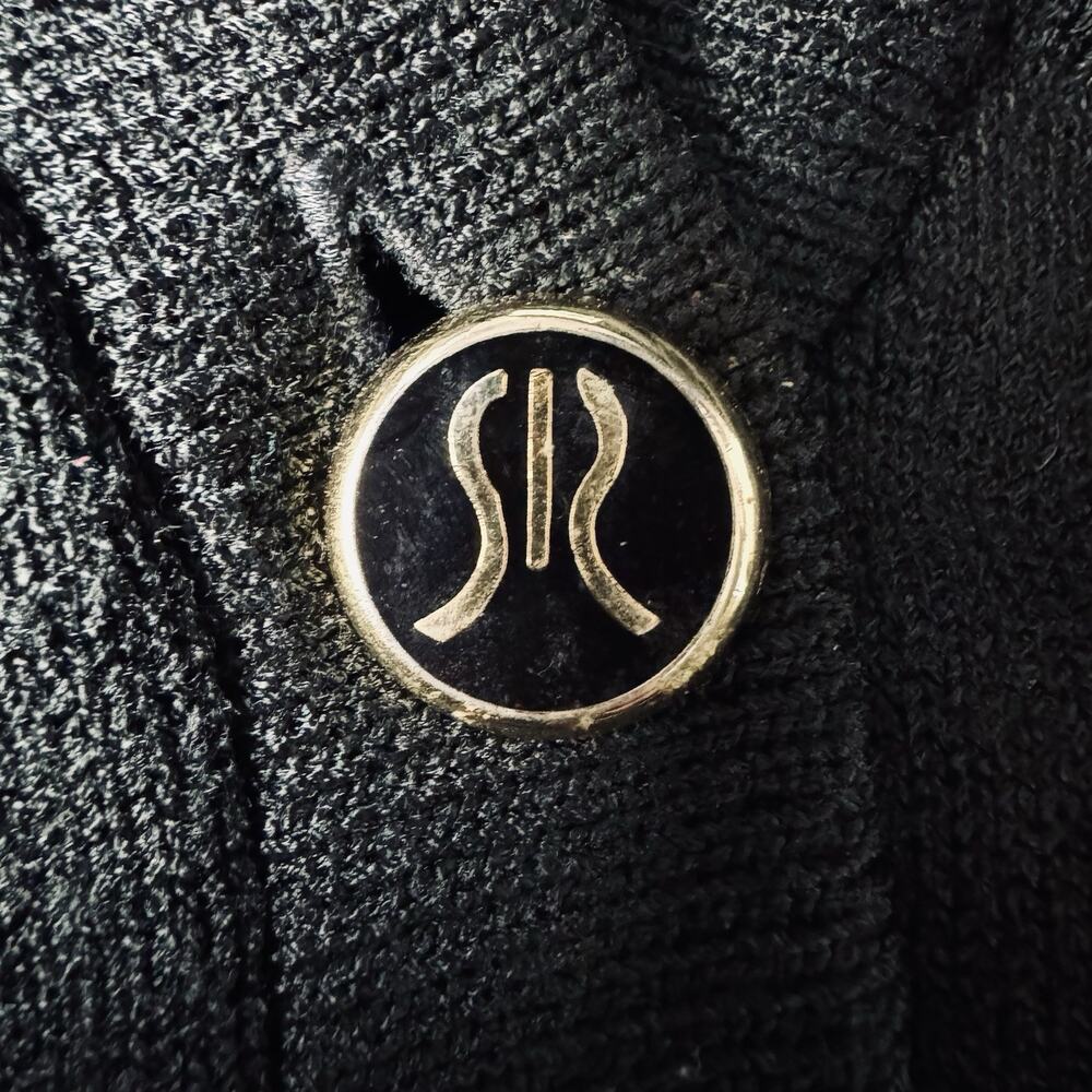 VTG San Remo By Laura Knits XL Tall Sweater Black Cardigan Gold Deco Buttons - Picture 11 of 11
